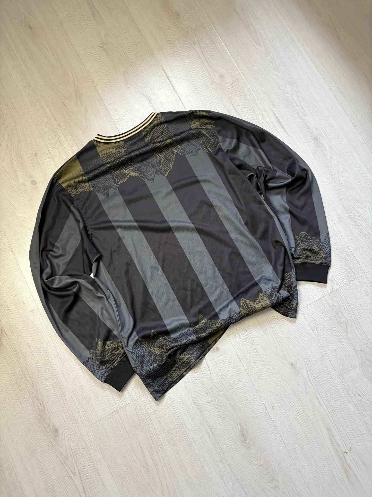 Dime Longsleeve - Zwart - Medium