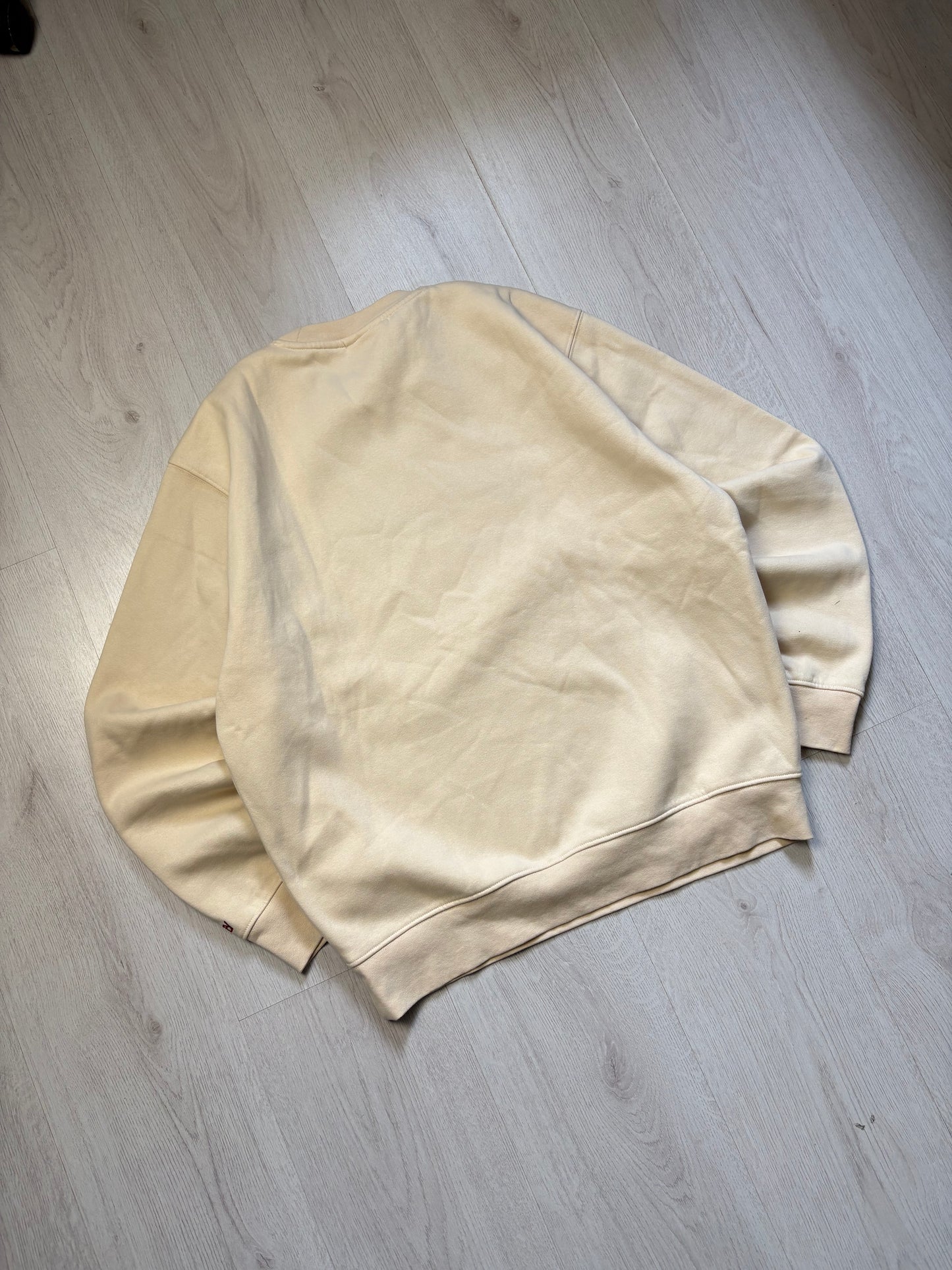 Obey Sweater - Creme - Medium