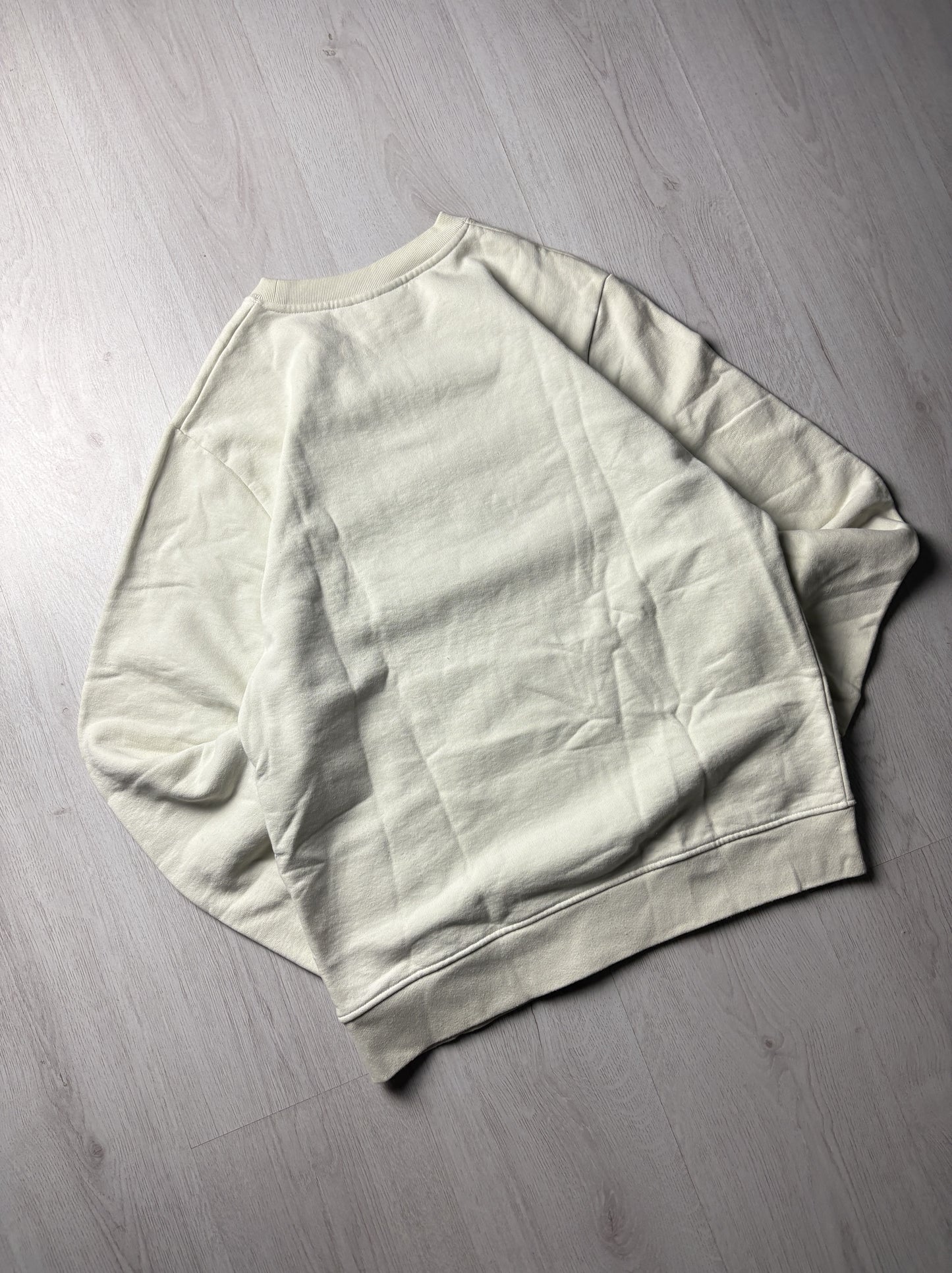🎨 Parra Sweater - Medium