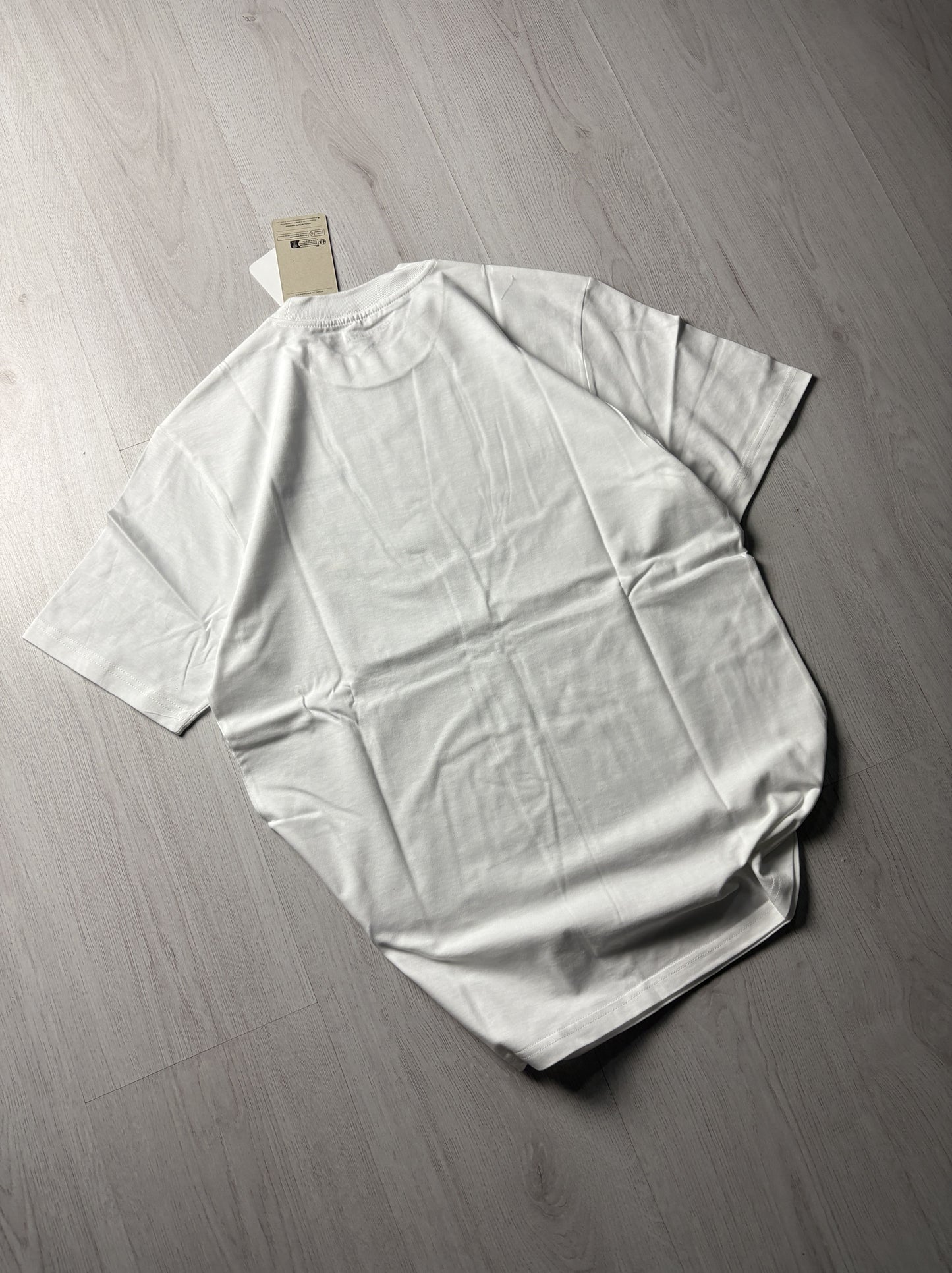 ๐ Carhartt WIP T-shirt โ Small / Medium / Largee