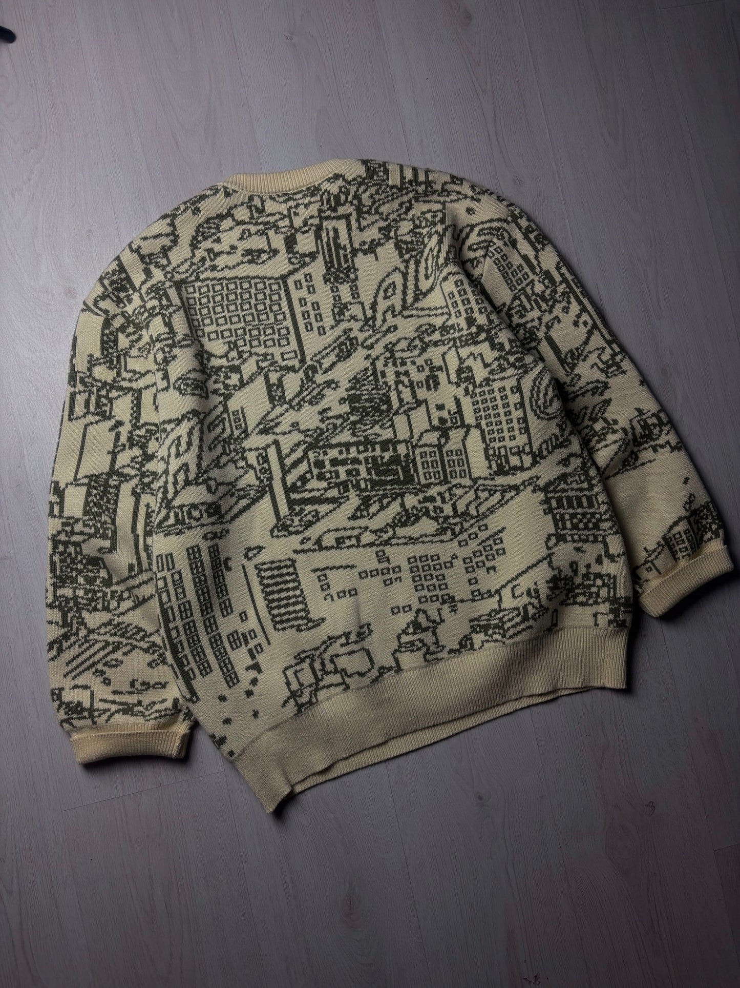 Aiche Sweater - Creme - Small (Oversized)