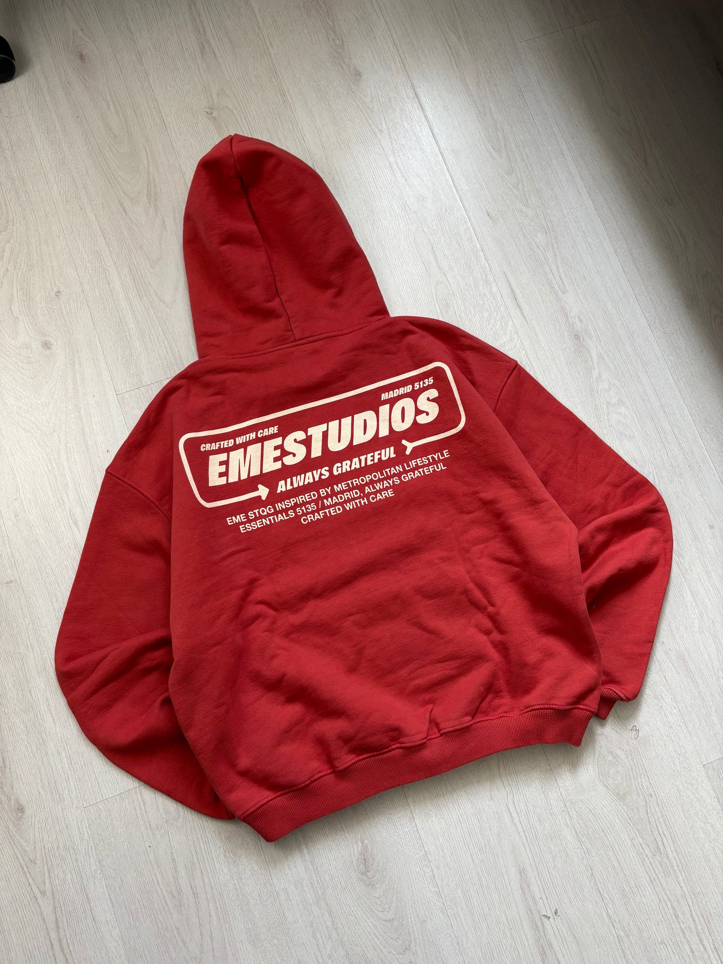 Eme Hoodie - Rood - Large