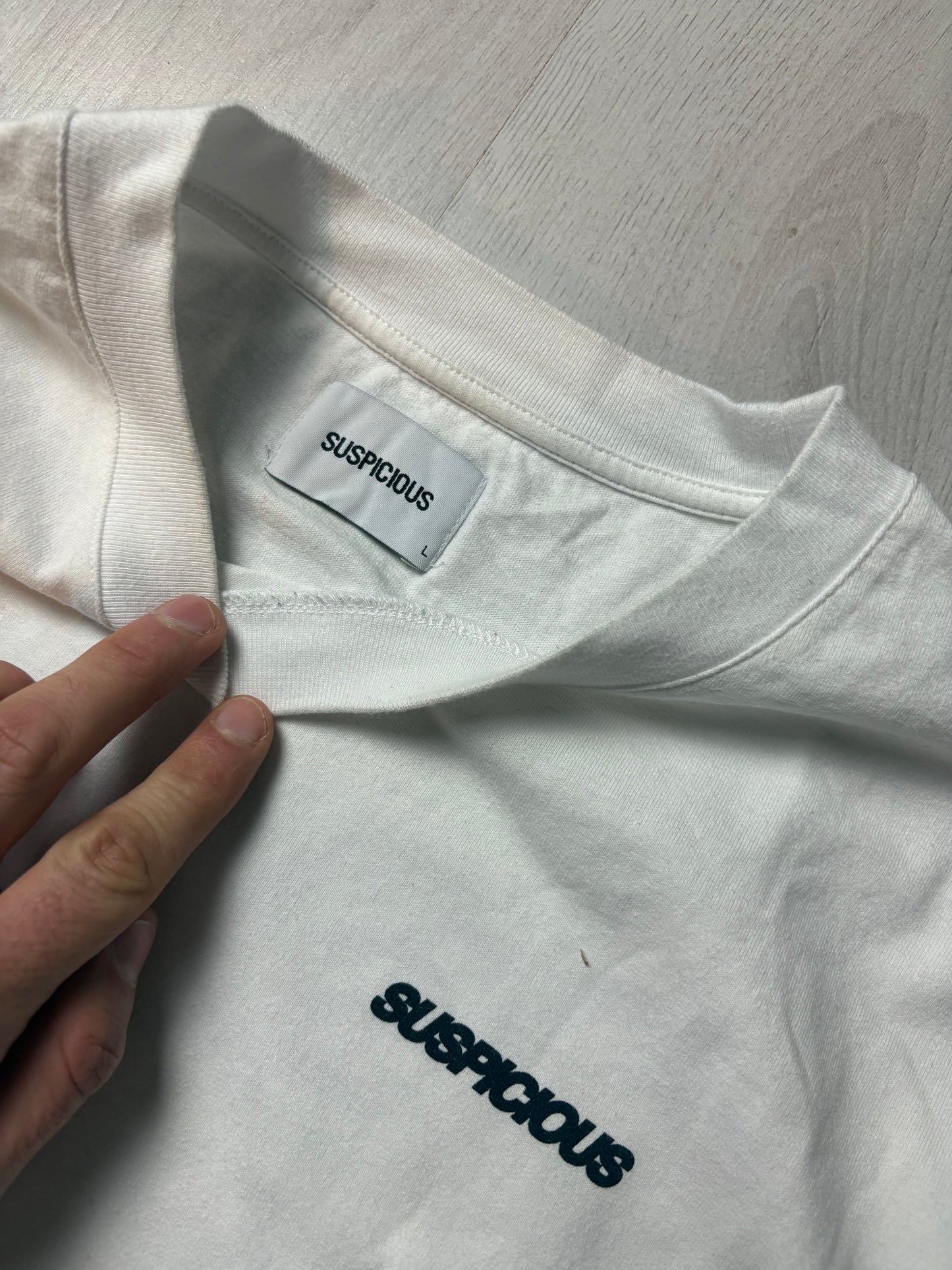 Suspicious Antwerp T-Shirt - Wit - Large