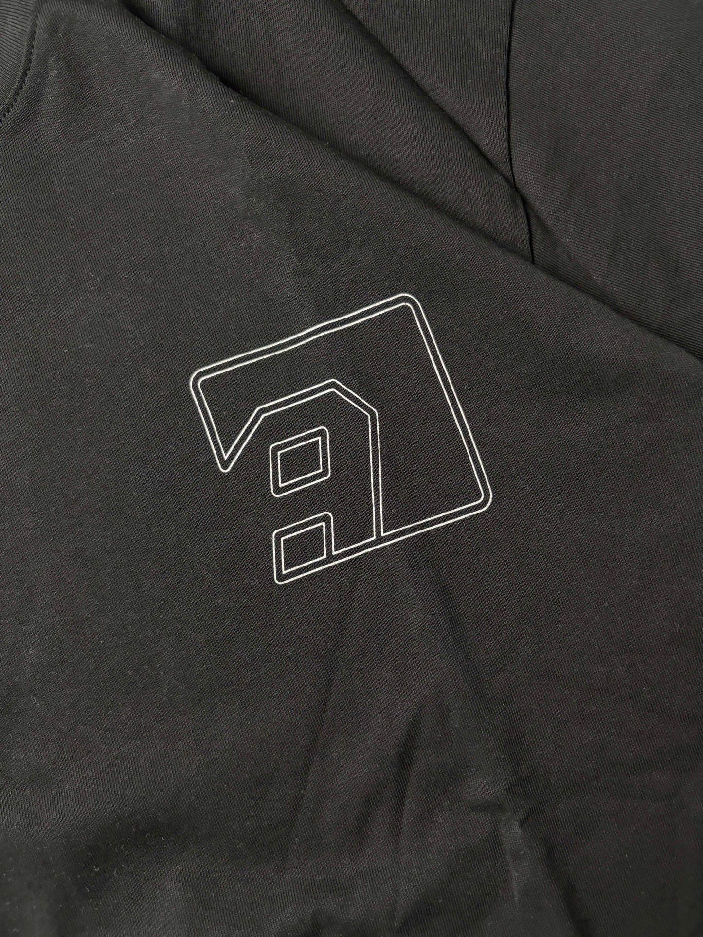 Aiché T-shirt – Zwart – Medium