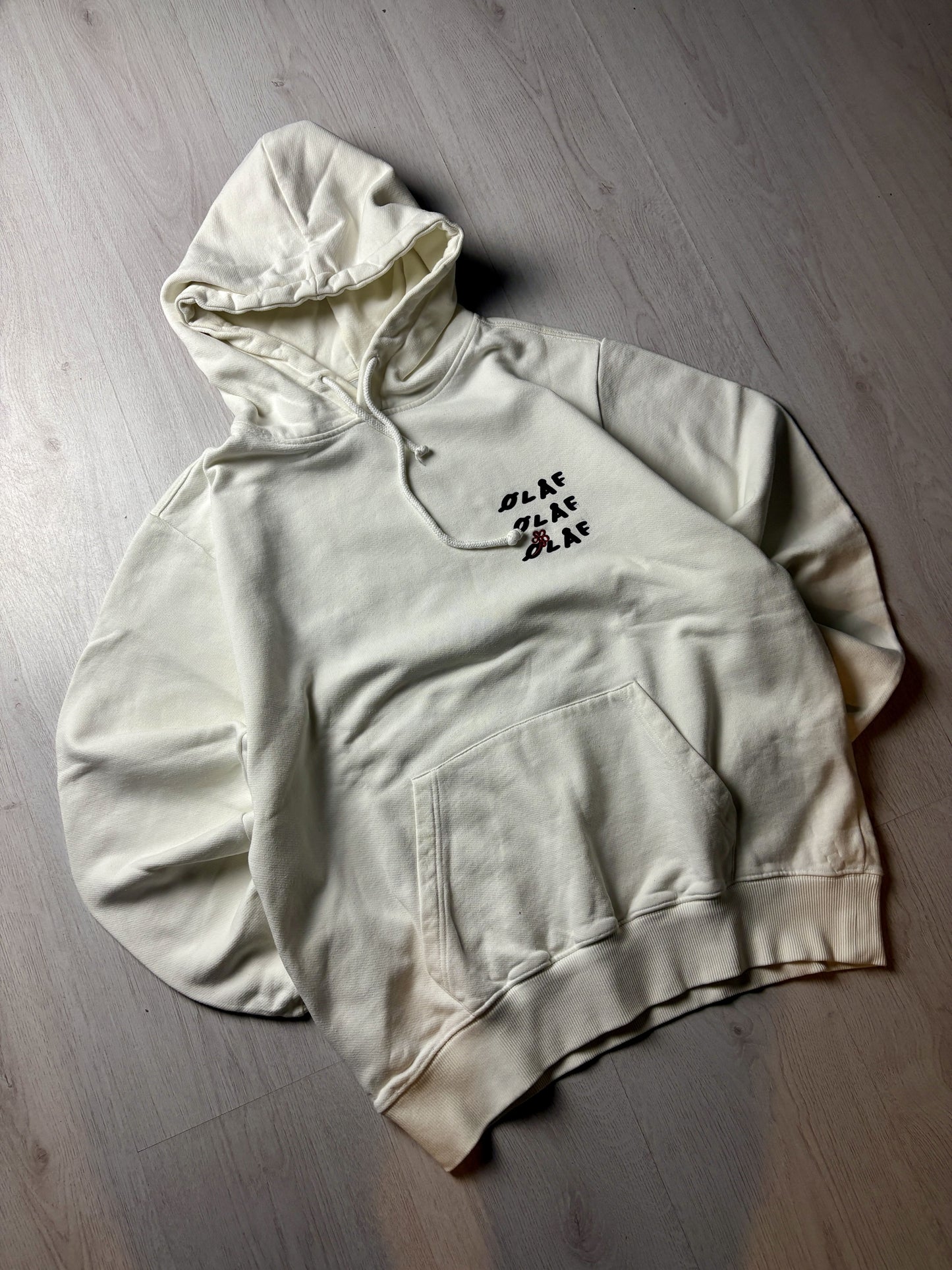 🤍 OLAF Hoodie Wit – Medium
