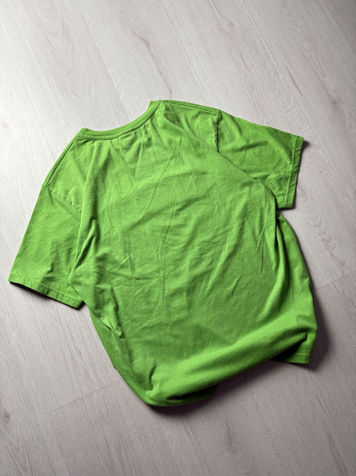 💚 Nike T-shirt – Medium