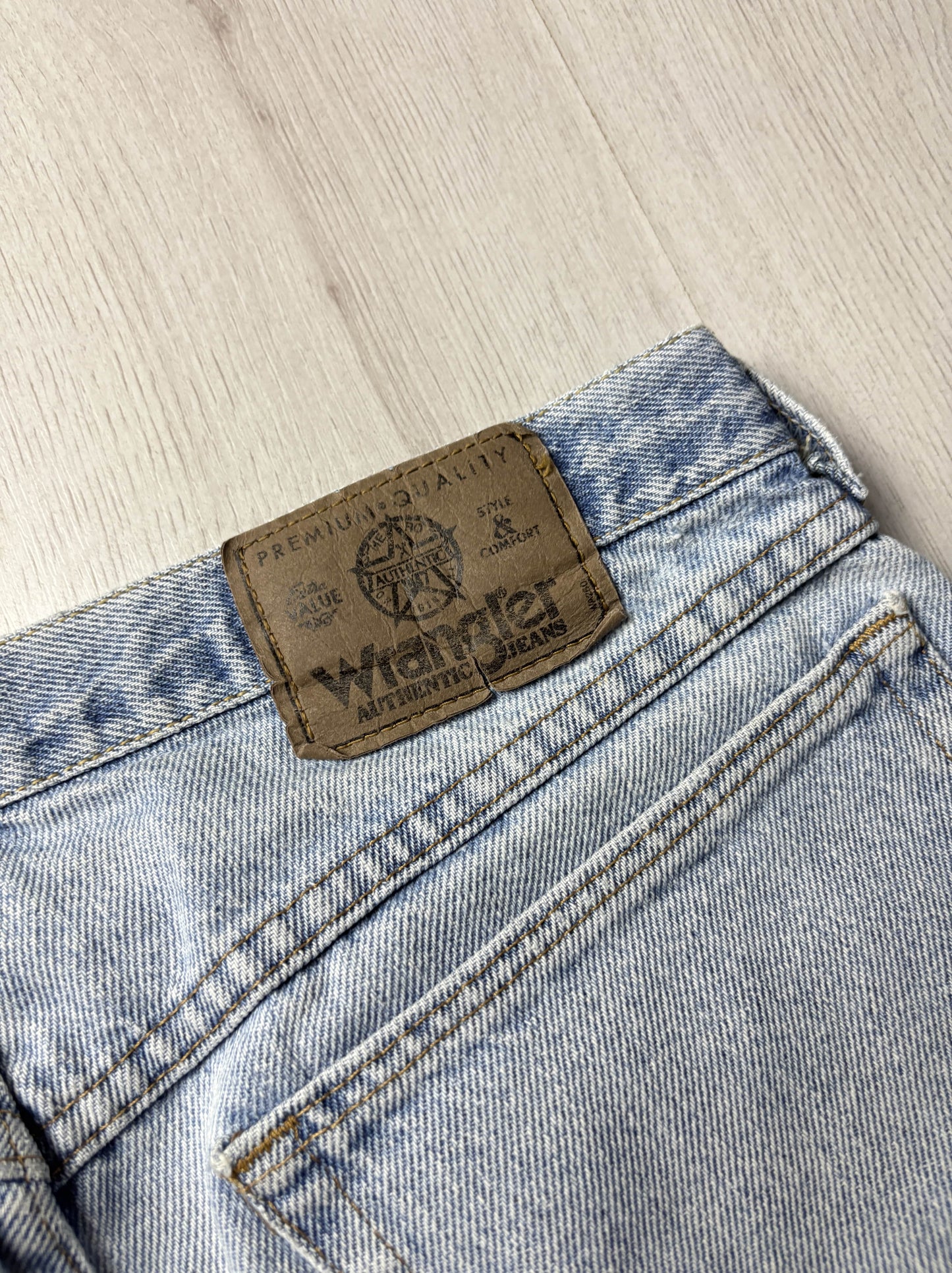 Wrangler Jort – Denim – Relaxed Fit – W33
