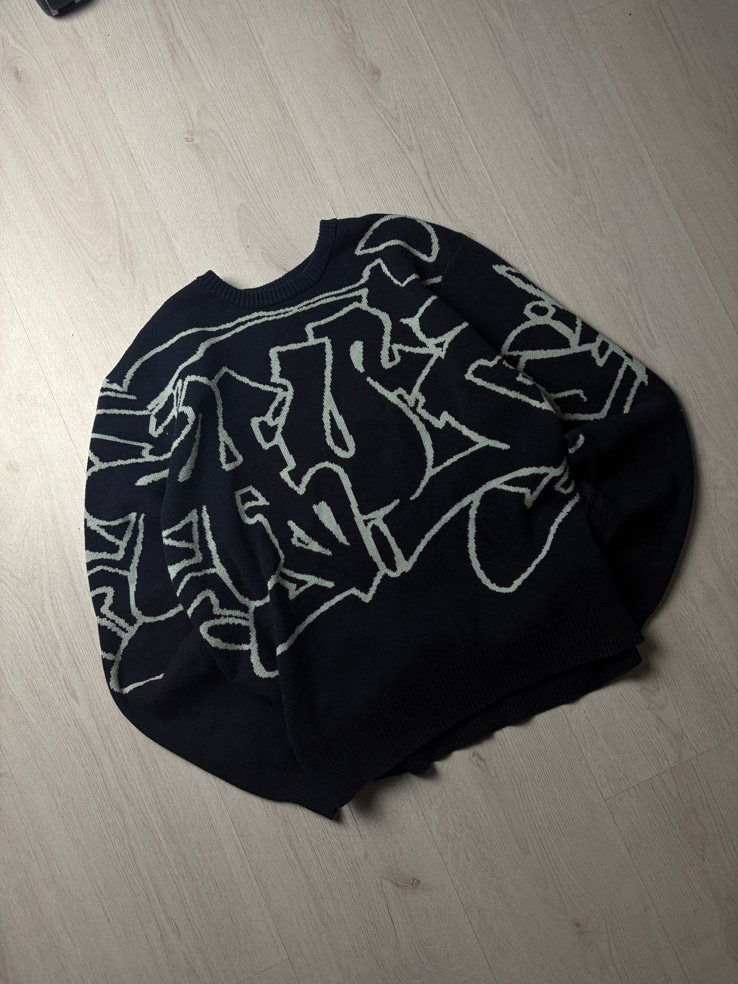 Huf Sweater - Donkerblauw - Medium