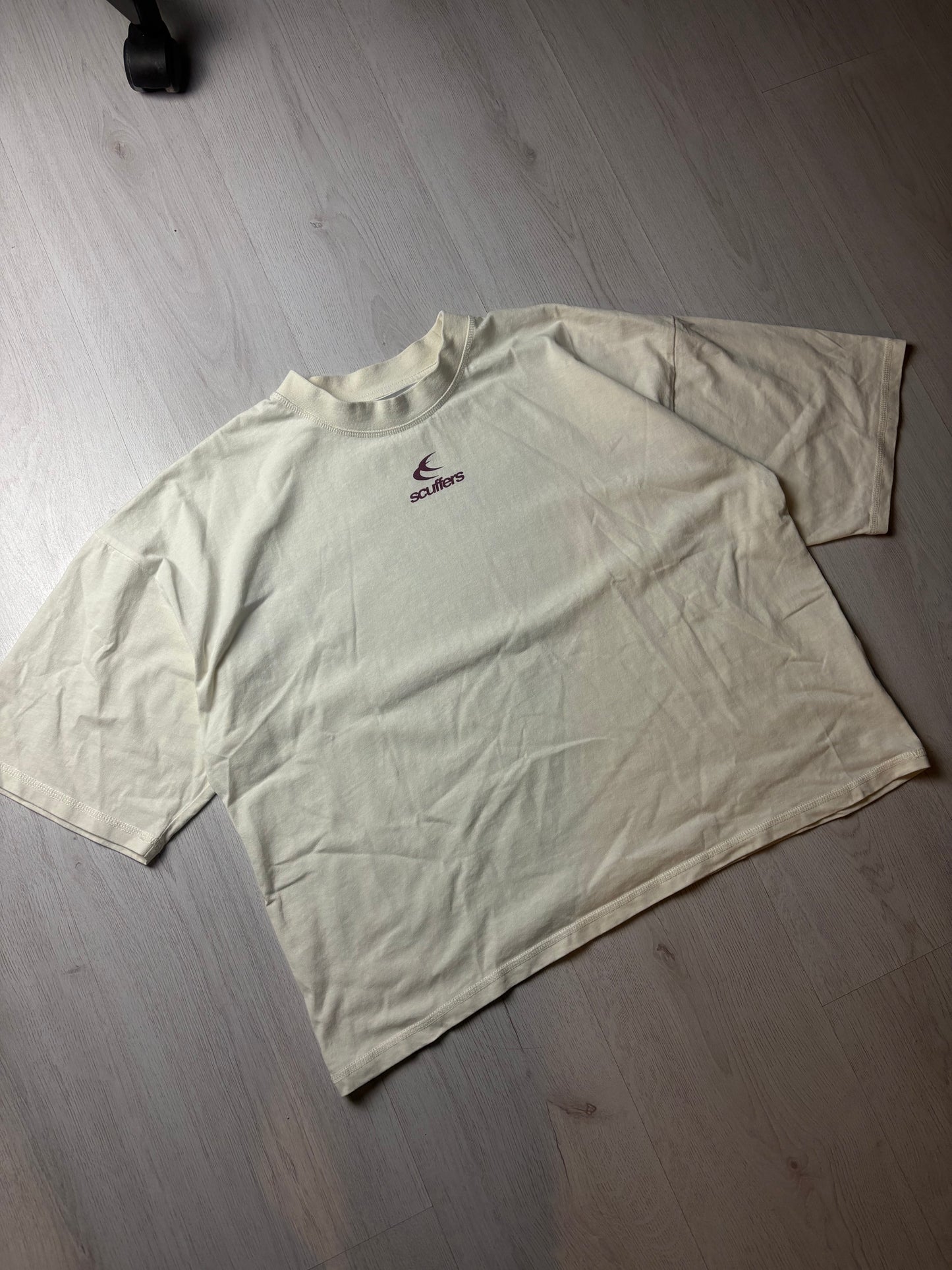Scuffers T-Shirt - Creme - Large