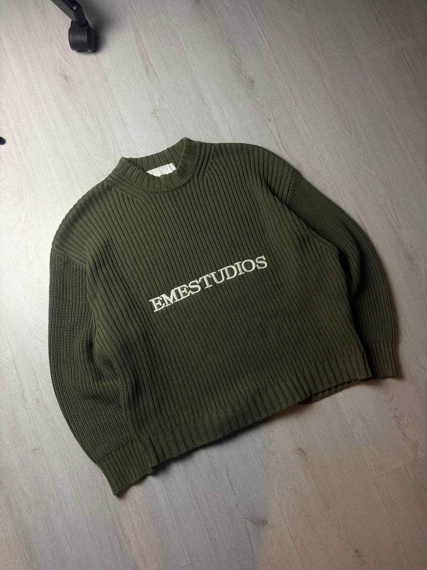 EME Studios Sweater - Groen - Small