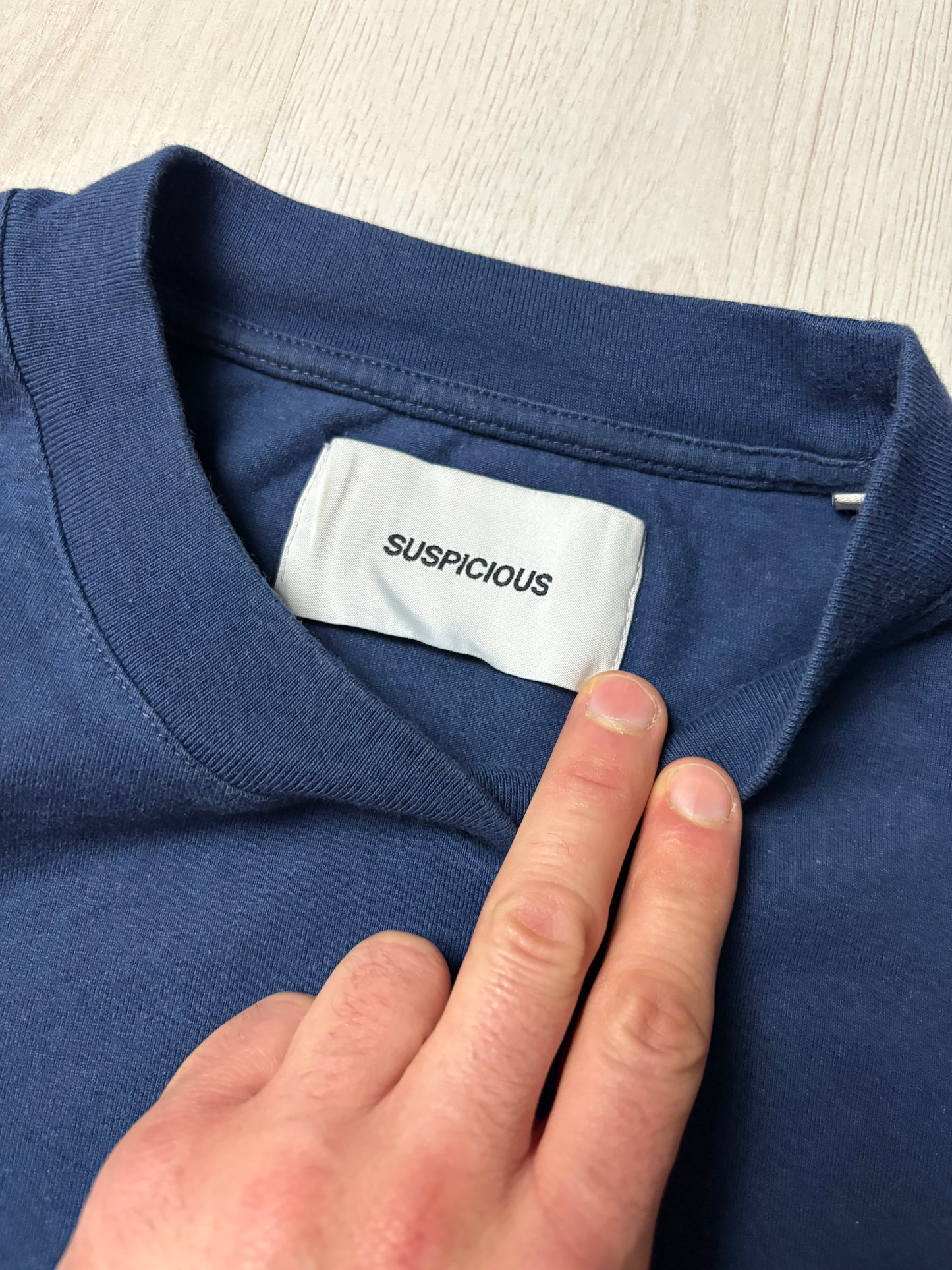 Suspicious Antwerp T-Shirt - Blauw - Large