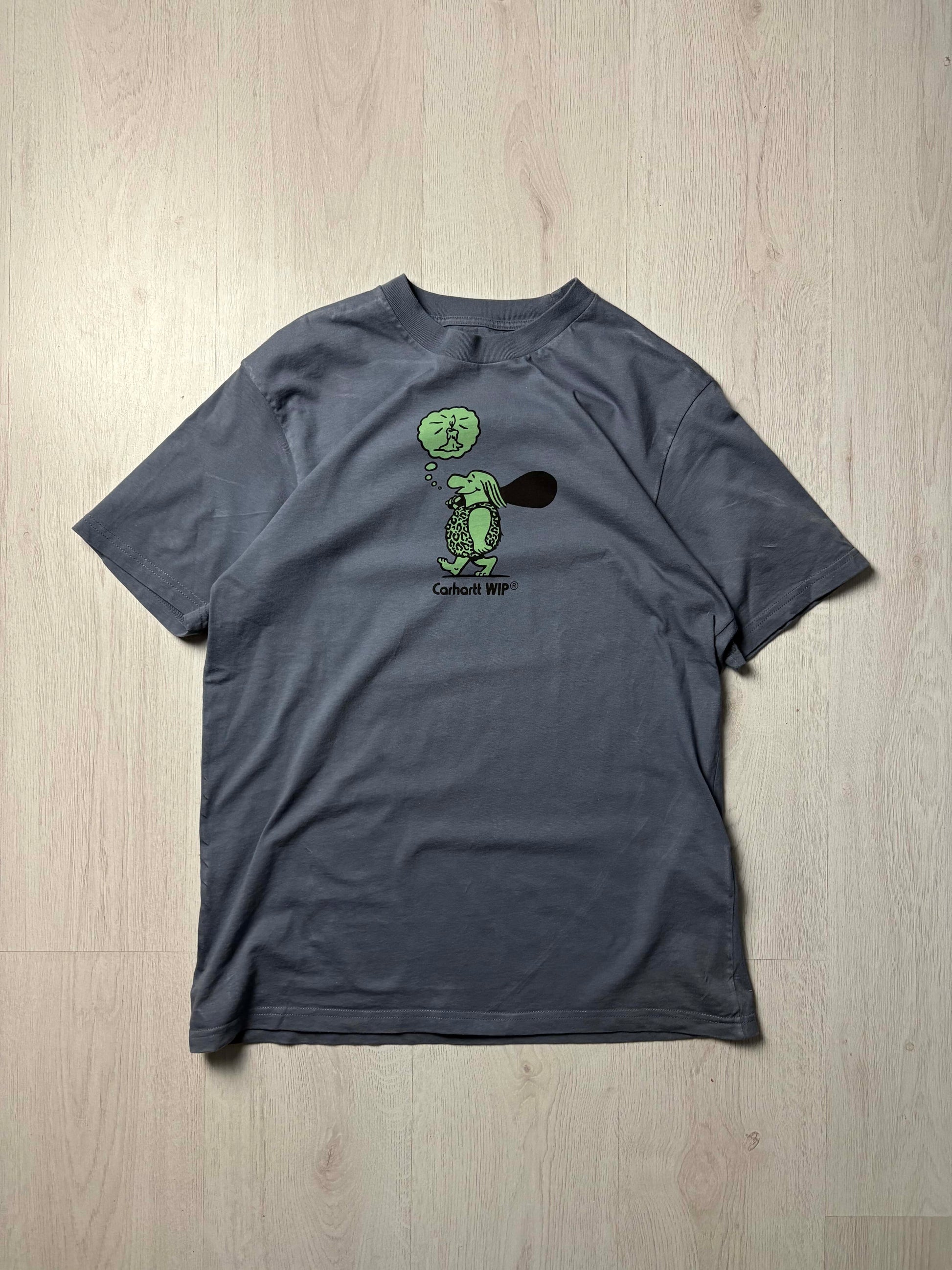 Donkerblauw/grijs Carhartt T-shirt in maat Medium, minimalistische voorkant, verkrijgbaar bij Redressed.

